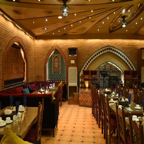 g/رستوران سنتی با قلیون در تهران